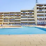 Sea View - By Bedzy Daire